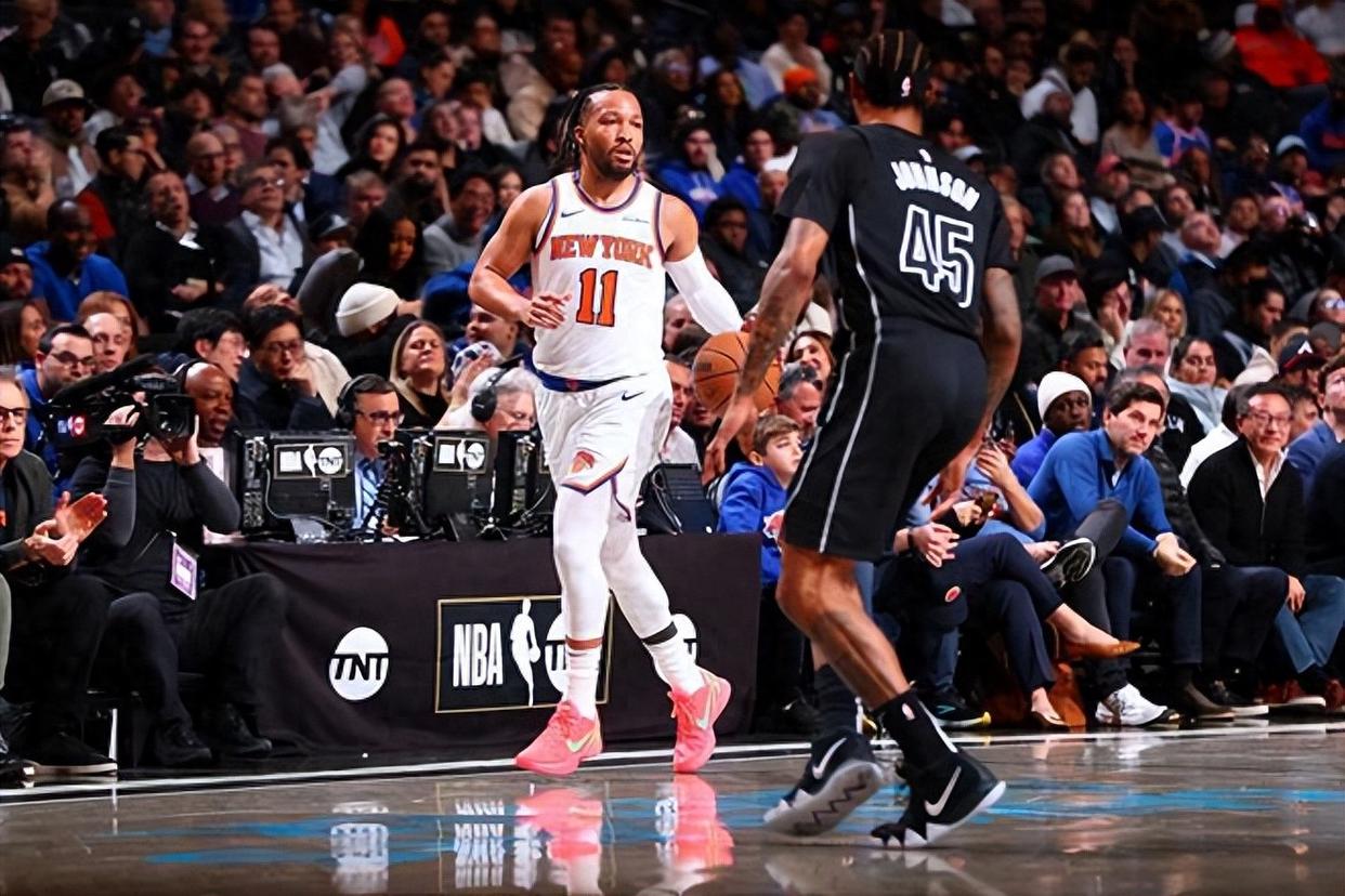 关于篮网主帅战术调整得当，带队赢下关键战的信息