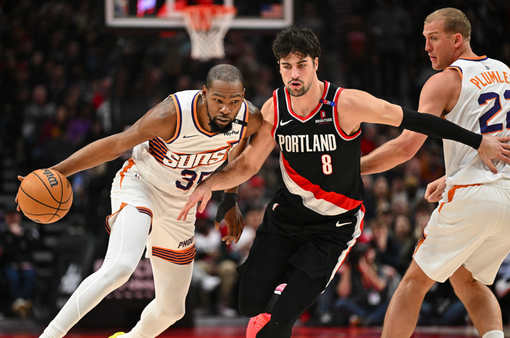 开拓者客场惨败，遭遇季后赛严重打击的简单介绍