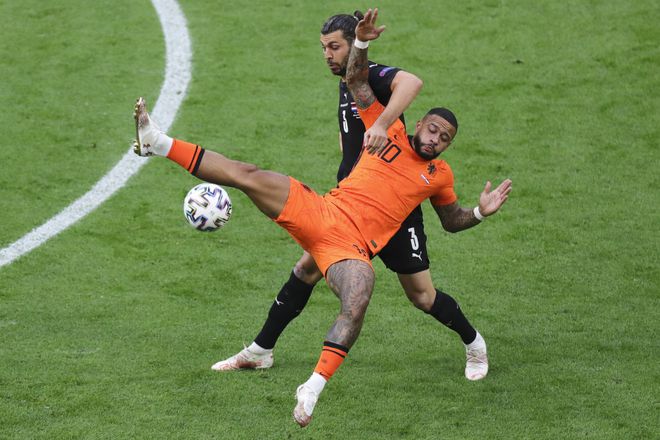 乌克兰队全力争胜,心无懈怠