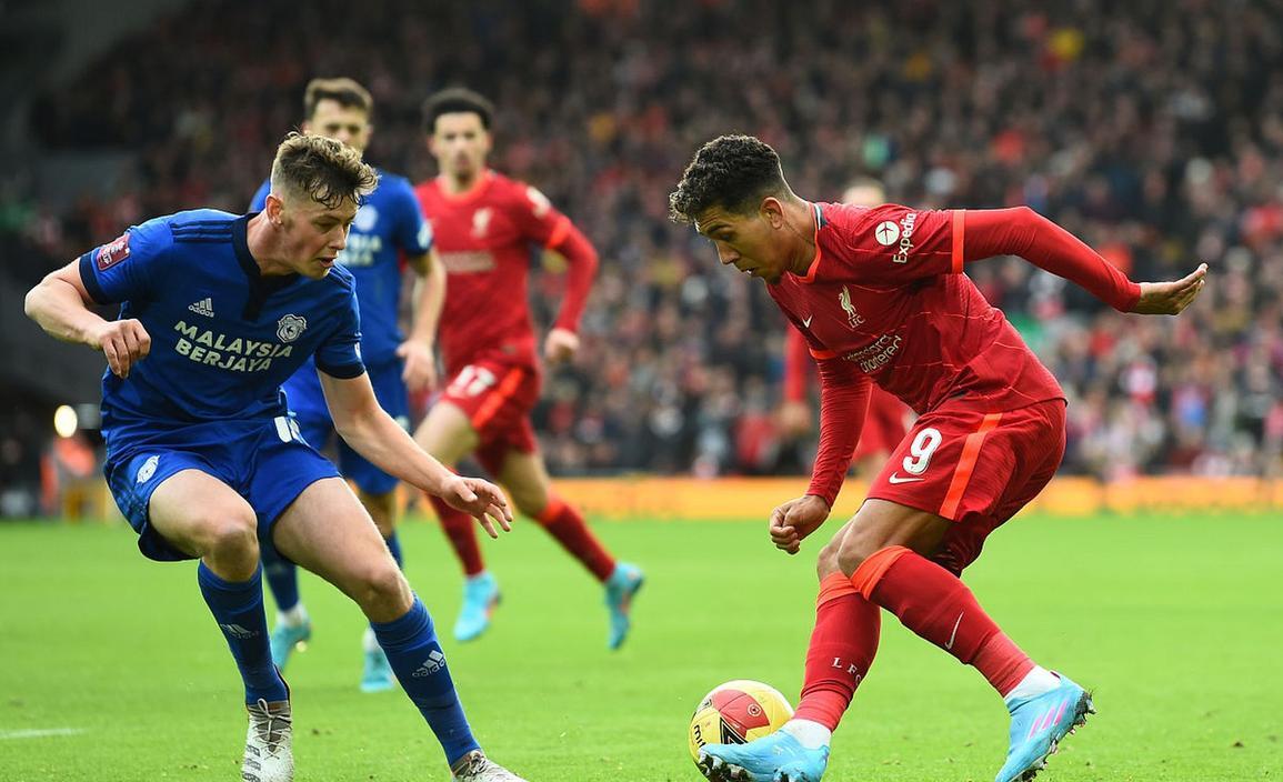 曼联客胜桑德兰，赫迪拉后劲十足