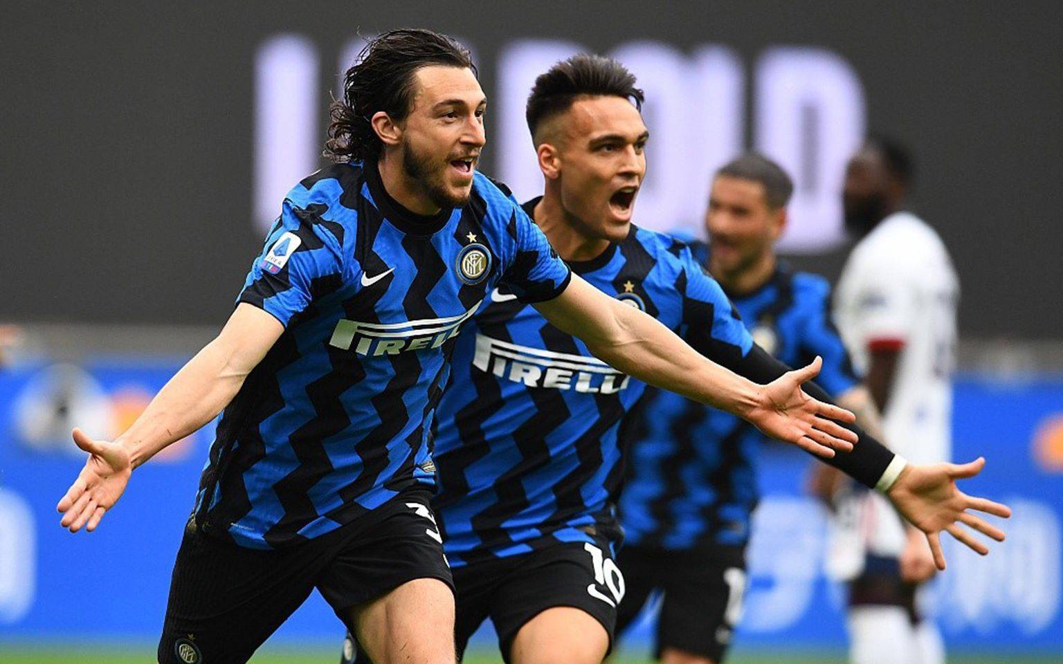 世俱杯冠军-包含尤文图斯大胜国际米兰，博努奇攻入制胜球的词条