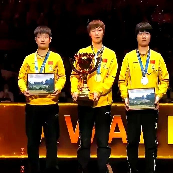 世俱杯直播-包含双方实力强劲，角逐冠军如履薄冰的词条