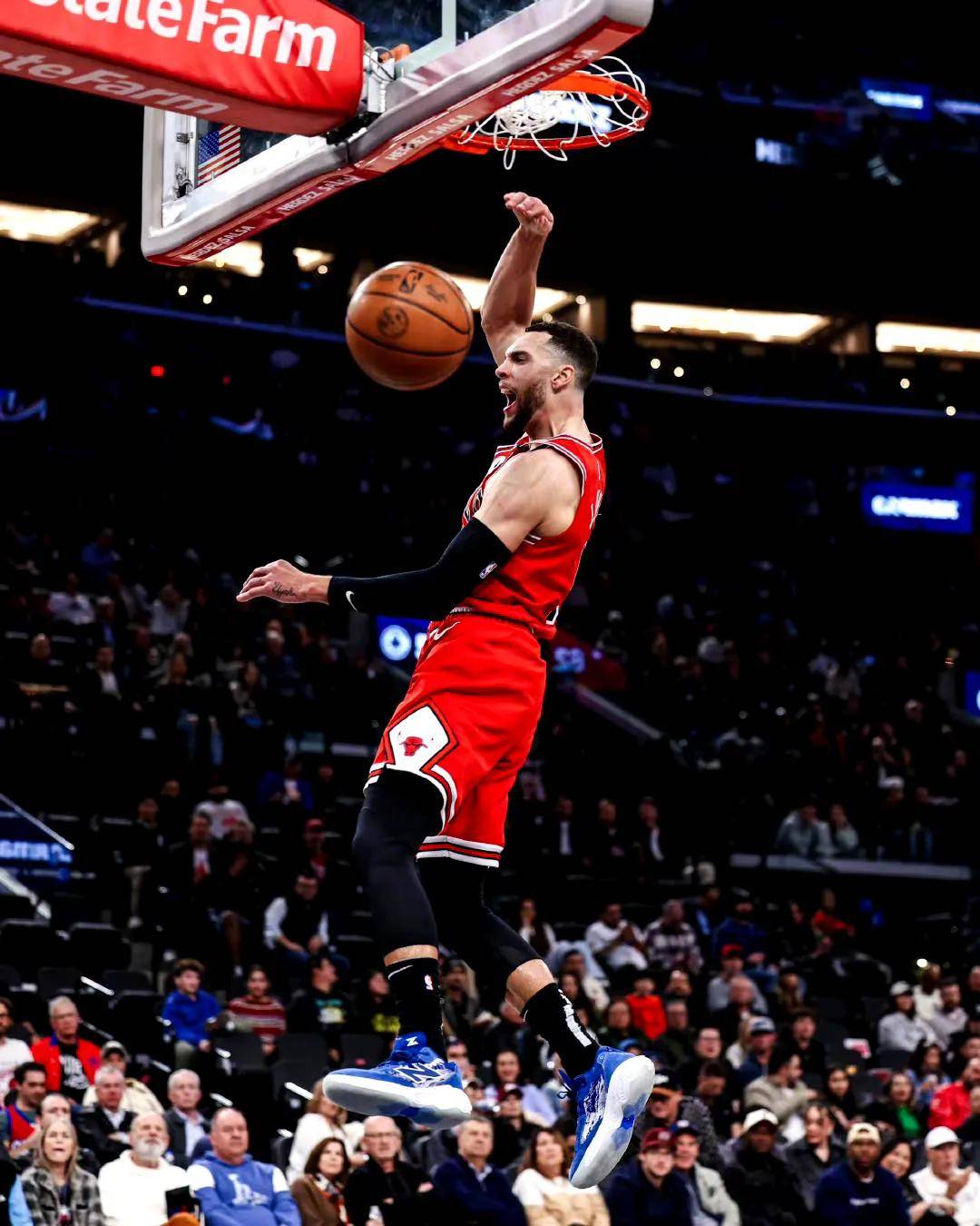 快船逆转公牛，客场取得两连胜