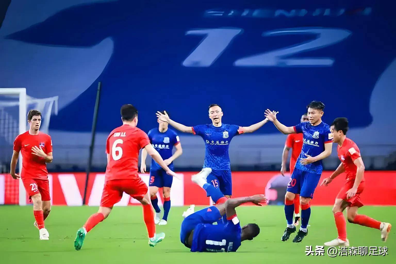 包含上海申花客场不敌北京人和，降级形势严峻的词条