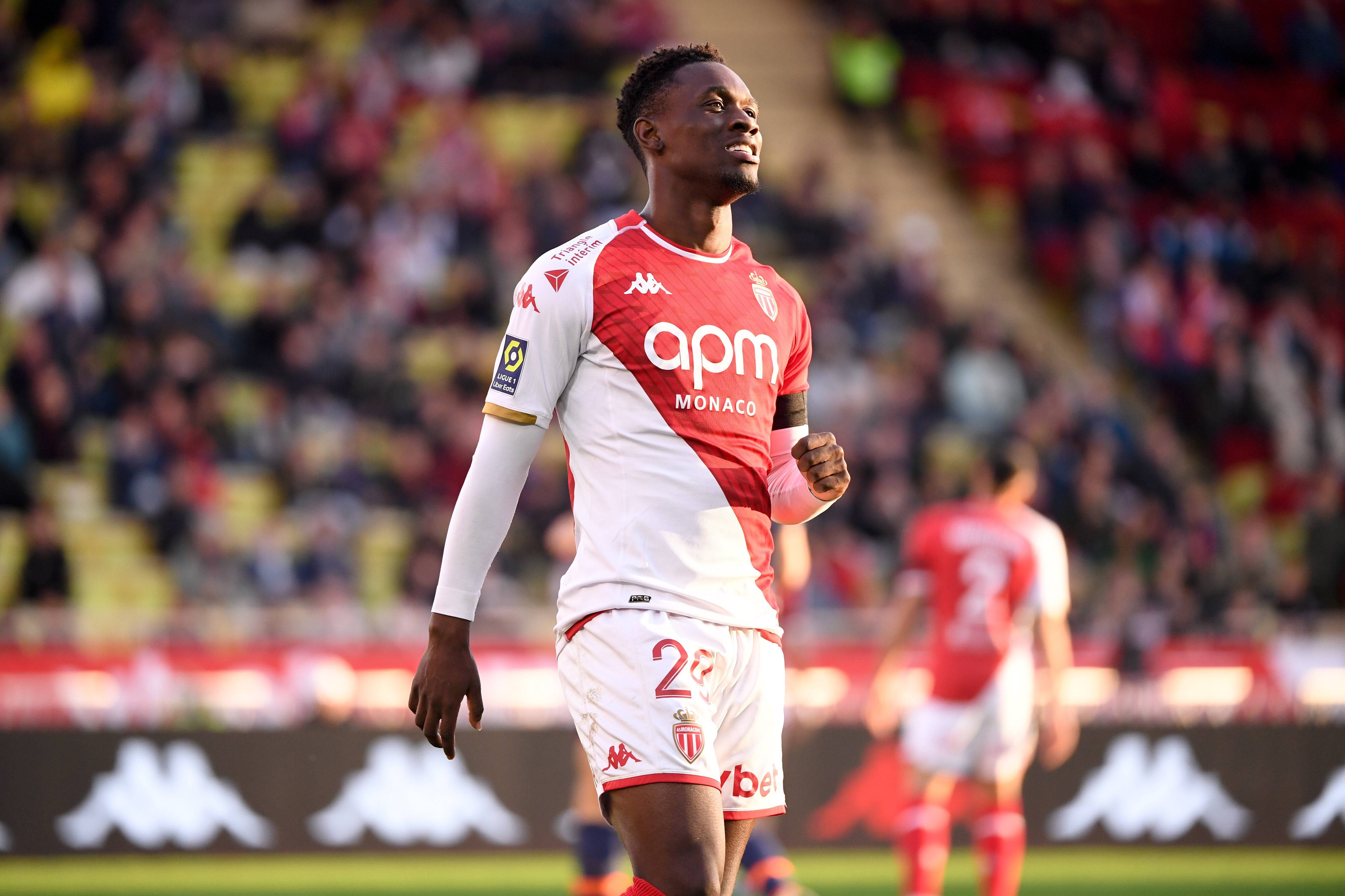 摩纳哥遭遇比赛封闭，球员训练备战