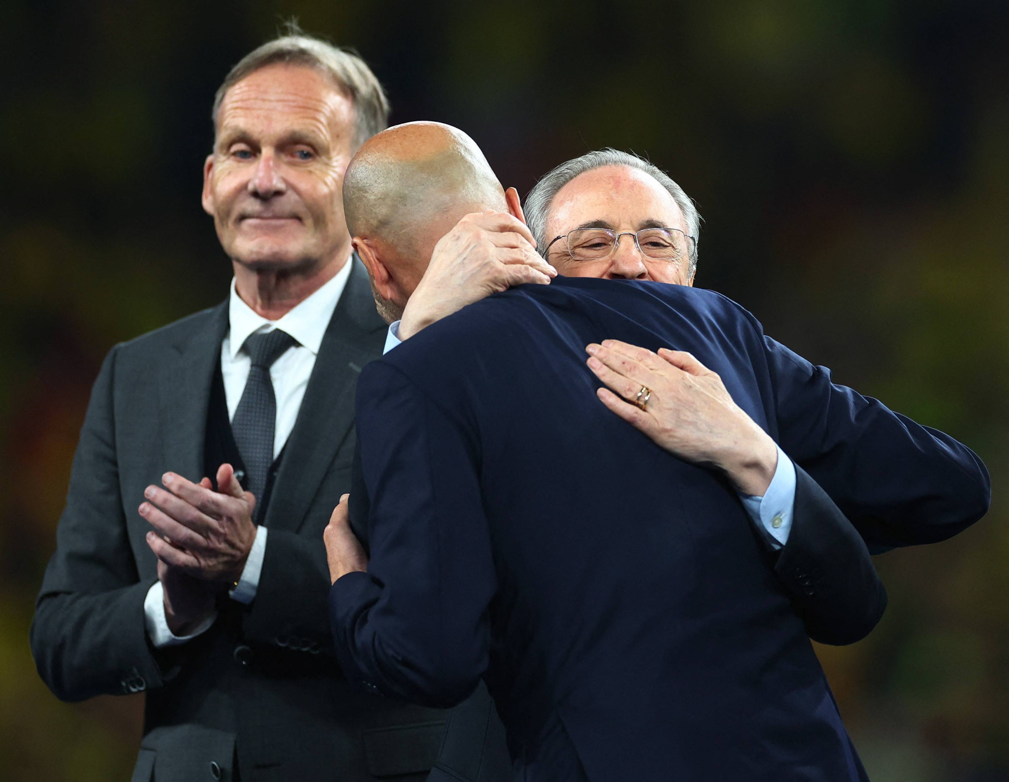 皇家马德里与马赛交手，焦灼