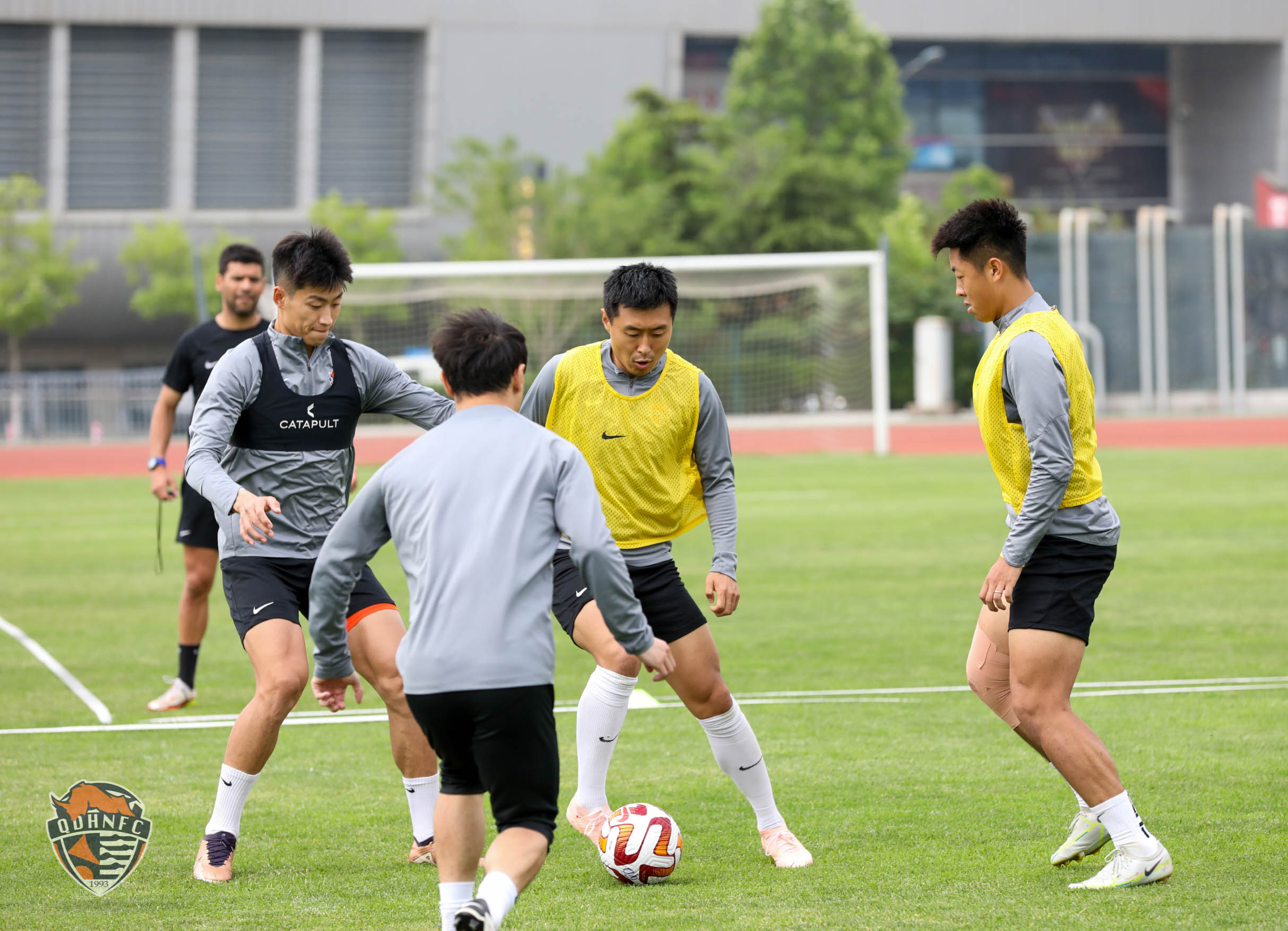 世俱杯赛程-训练备战，球队全力以赴冲击胜利的简单介绍