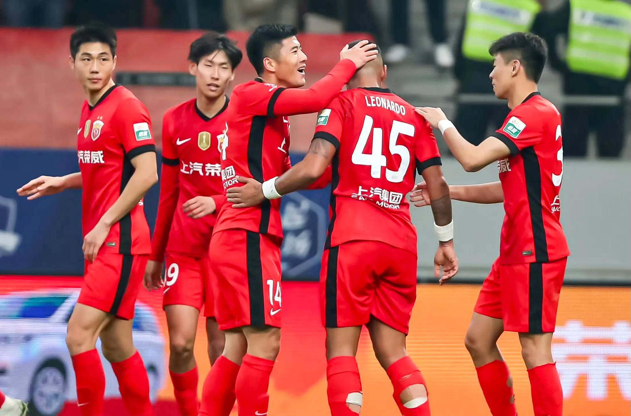 江浙德比拉开帷幕，苏宁狮战上港的简单介绍