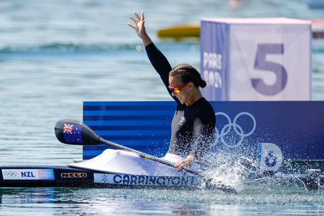 田径项目中新西兰选手刷新记录的简单介绍