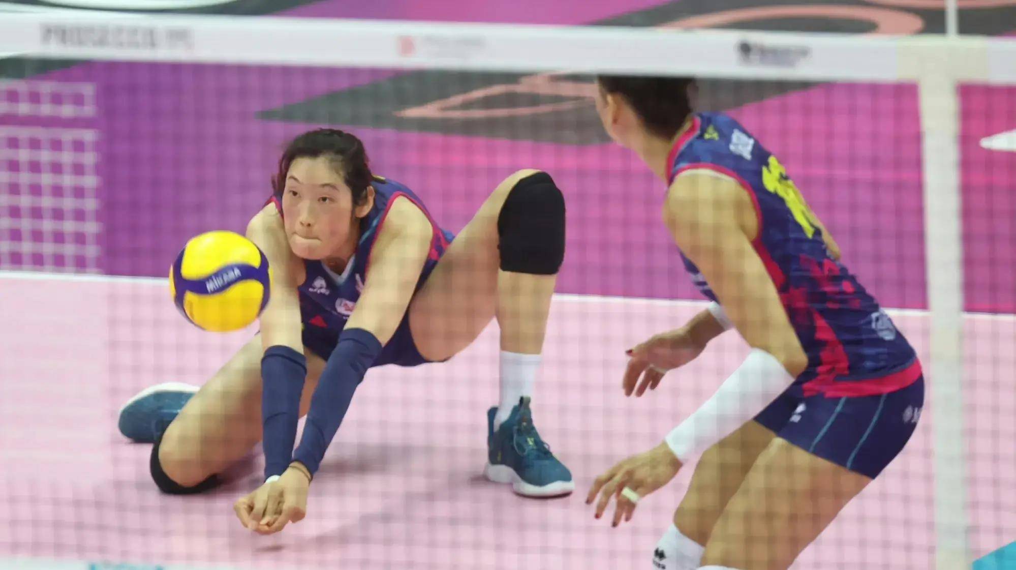 排球男女混双对抗，印度选手意外逆转胜出的简单介绍