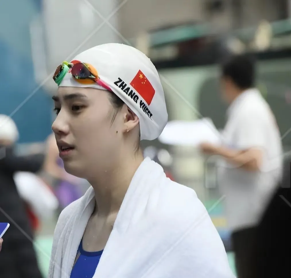 速度之王再度称霸，我国游泳选手再获殊荣