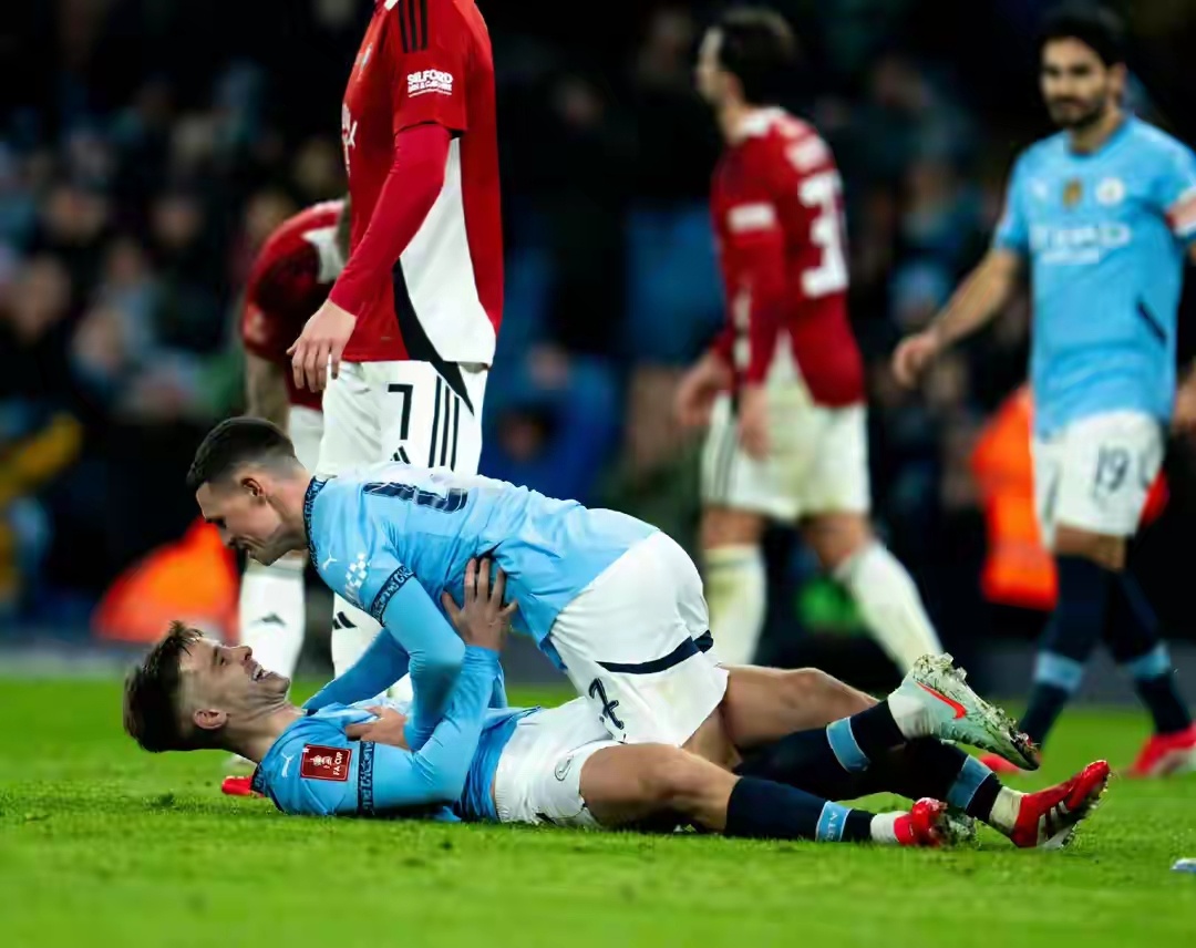 曼城遇强敌，在客场遭遇困难