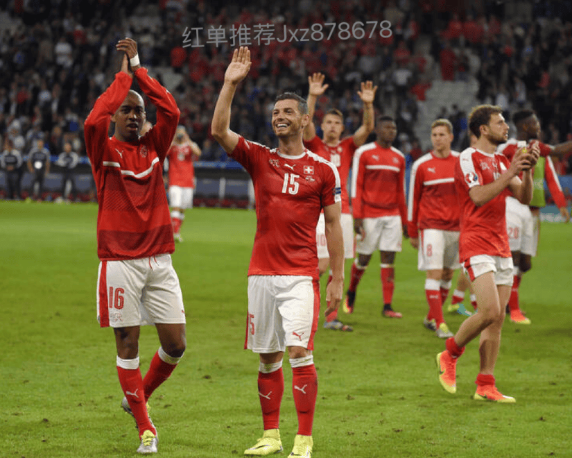 美洲杯赛事紧张激烈，谁主沉浮