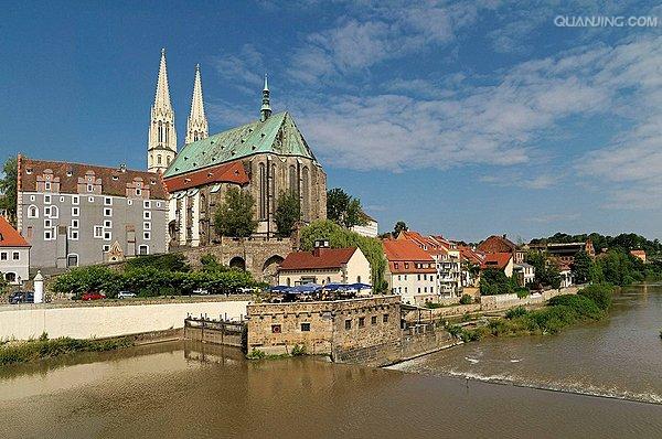 世俱杯改制-尼斯队在法国联赛中稳中有升的简单介绍