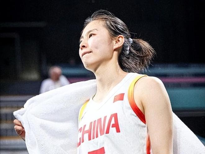 韩国女篮击败加拿大，成功闯入奥运四强的简单介绍