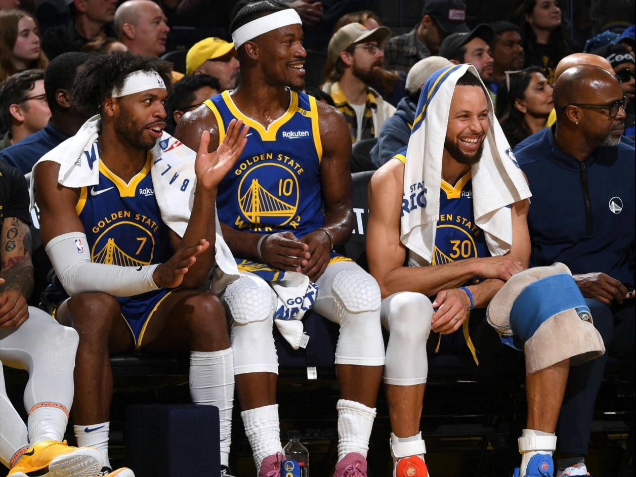 勇士客场擒下湖人，取得连胜