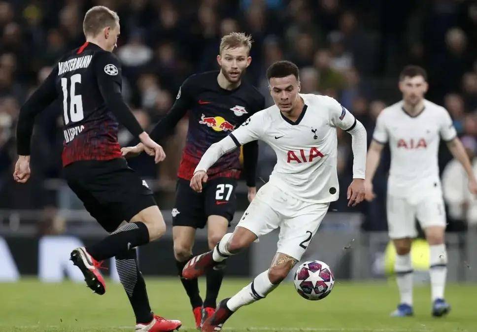 世俱杯-意甲球队遭遇严重经济危机，或有降级可能