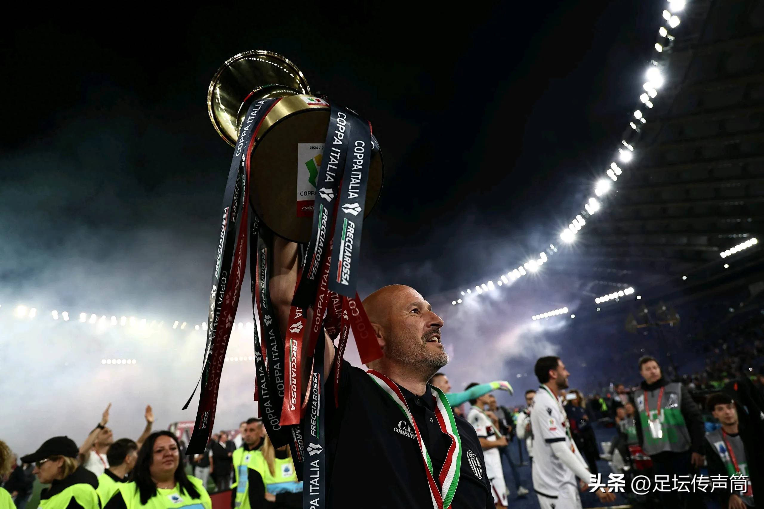 意甲前锋绝杀荣耀，球队晋级轻松