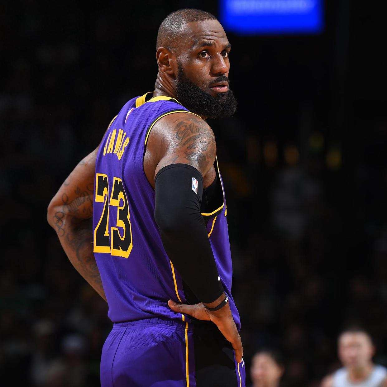 世俱杯时间-湖人队再夺一胜，情势大好