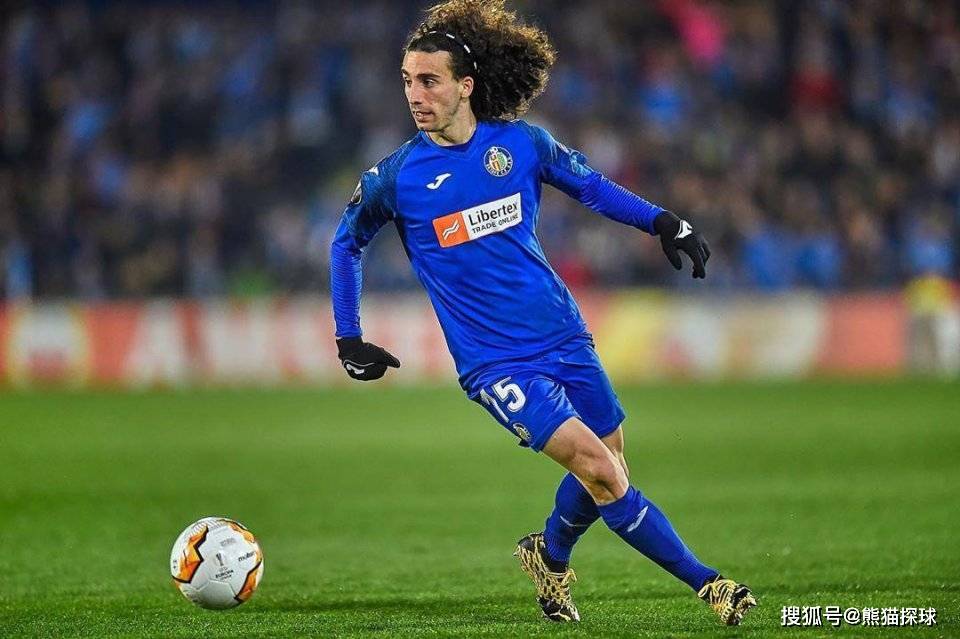 包含瓦拉多利德客场击败赫塔菲，实现赛季首胜的词条