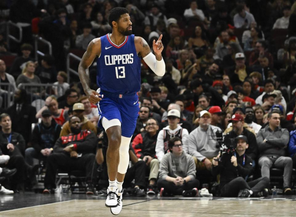 76人客场失利，恩比德领军表现不佳