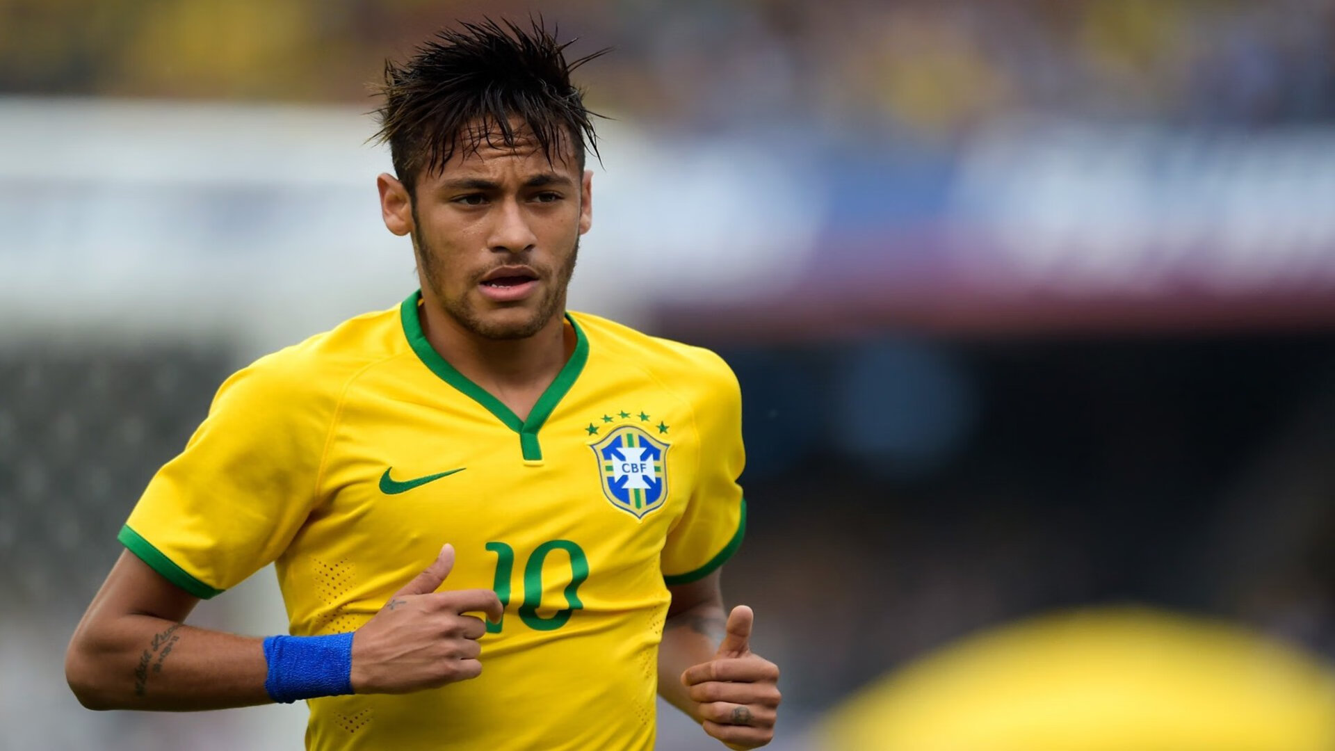 世俱杯直播-黑铁时代，白银意志，托尼雨夜奇迹与F1史上最伟大的末节接管